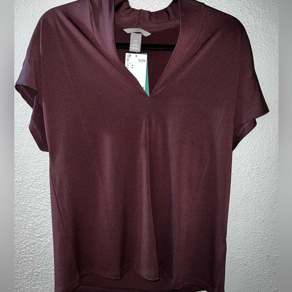 H&M Maroon Size M blouse NWT